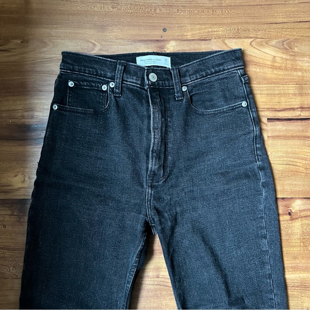 Abercrombie ankle straight ultra high rise black jeans